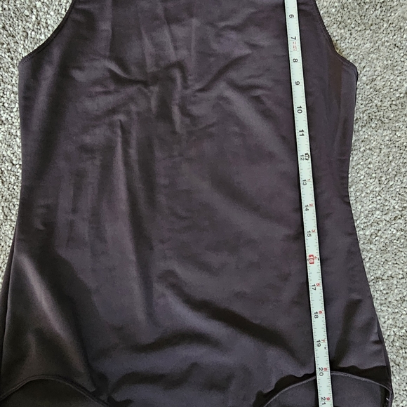 Velvet rose bodysuit size medium - Picture 4 of 5